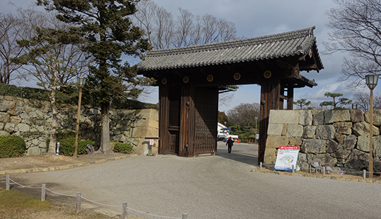 Otemon gate